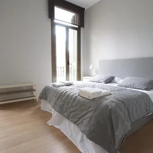 https://555-apartments-bcn.topbarcelonahotels.com